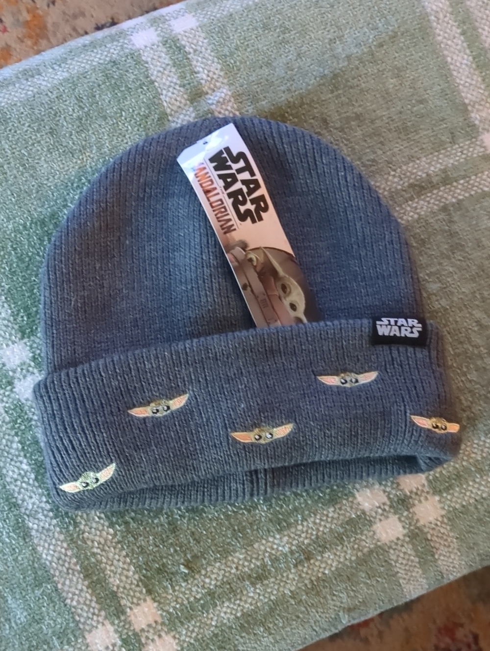 Star Wars Beanie with Grogu Face Embroidery - Gray